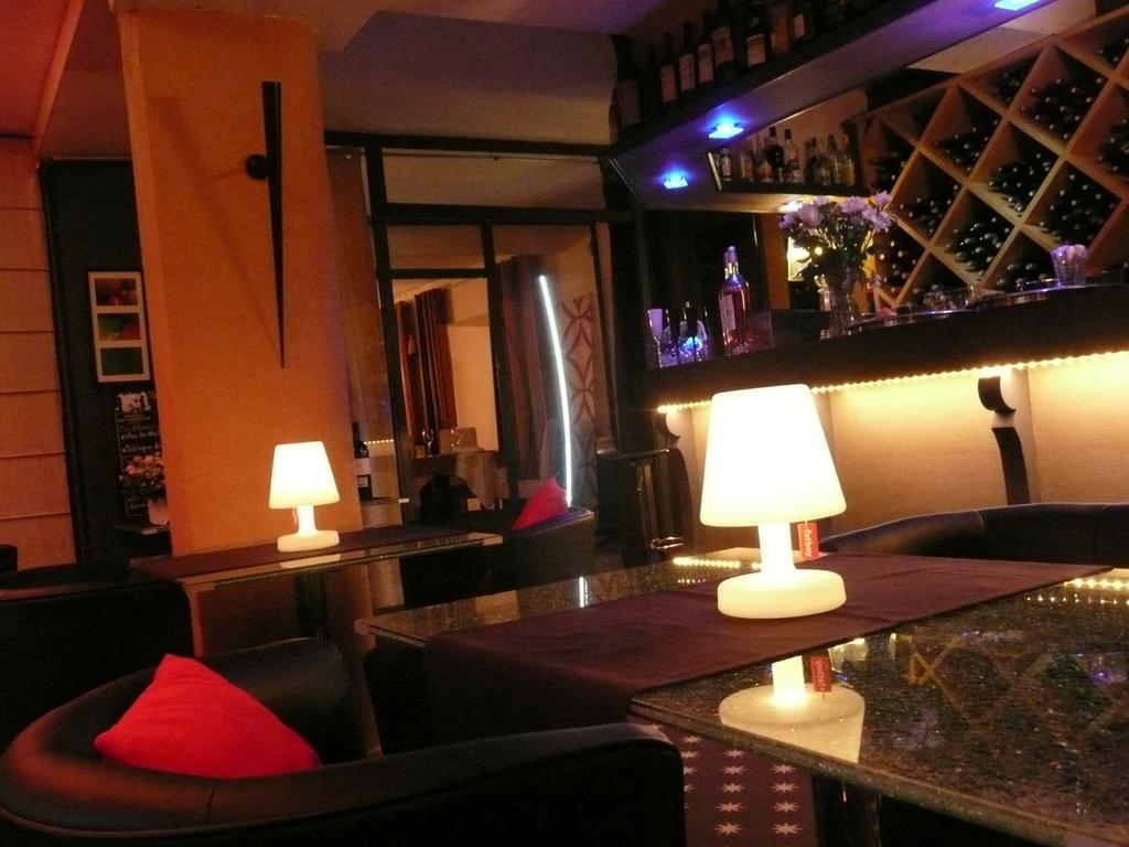 Le Vinois Hotel Caillac Exterior photo