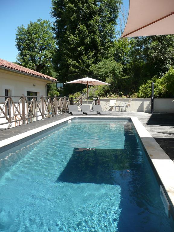 Le Vinois Hotel Caillac Exterior photo