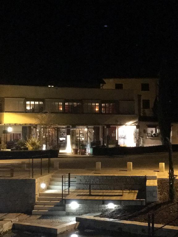 Le Vinois Hotel Caillac Exterior photo